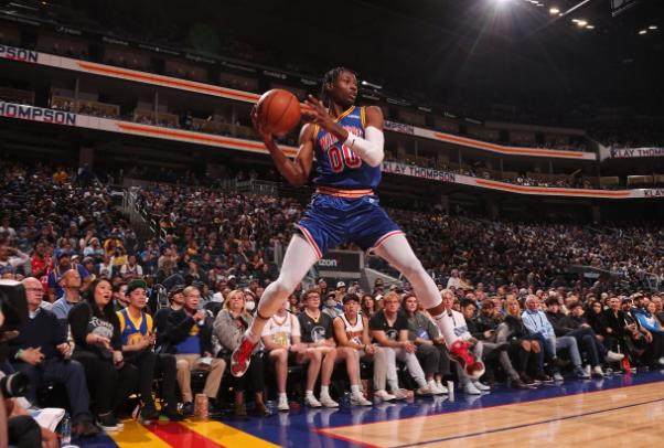 博鱼中国官网-新秀赛季收获满满 年轻的库明加还在不断成长